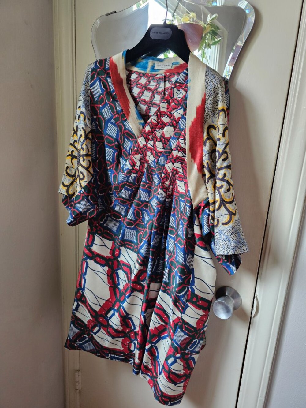 Dries Van Noten Silk Batik Pleated Short Sleeve Dress NWOT Made in Belgium Sz 42 - Picture 4 of 13